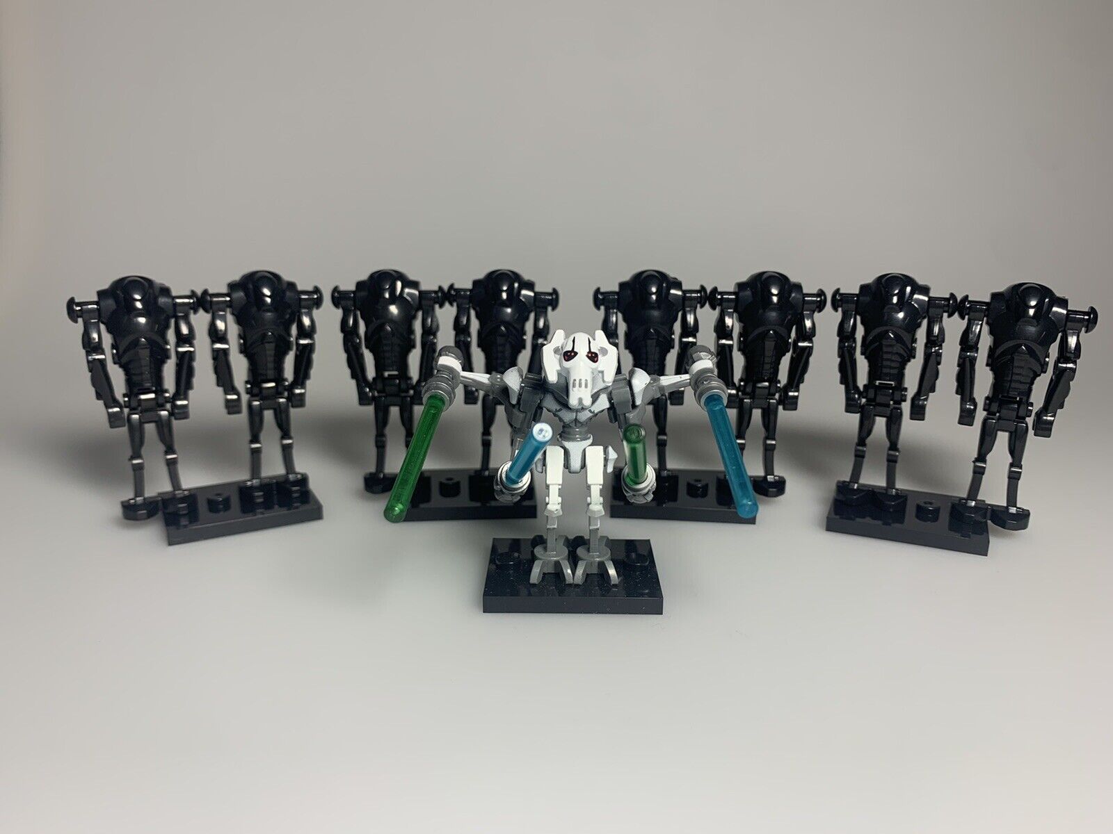 Star Wars - General Grievous (x1) mit Superkampfdroiden Armee (x8)