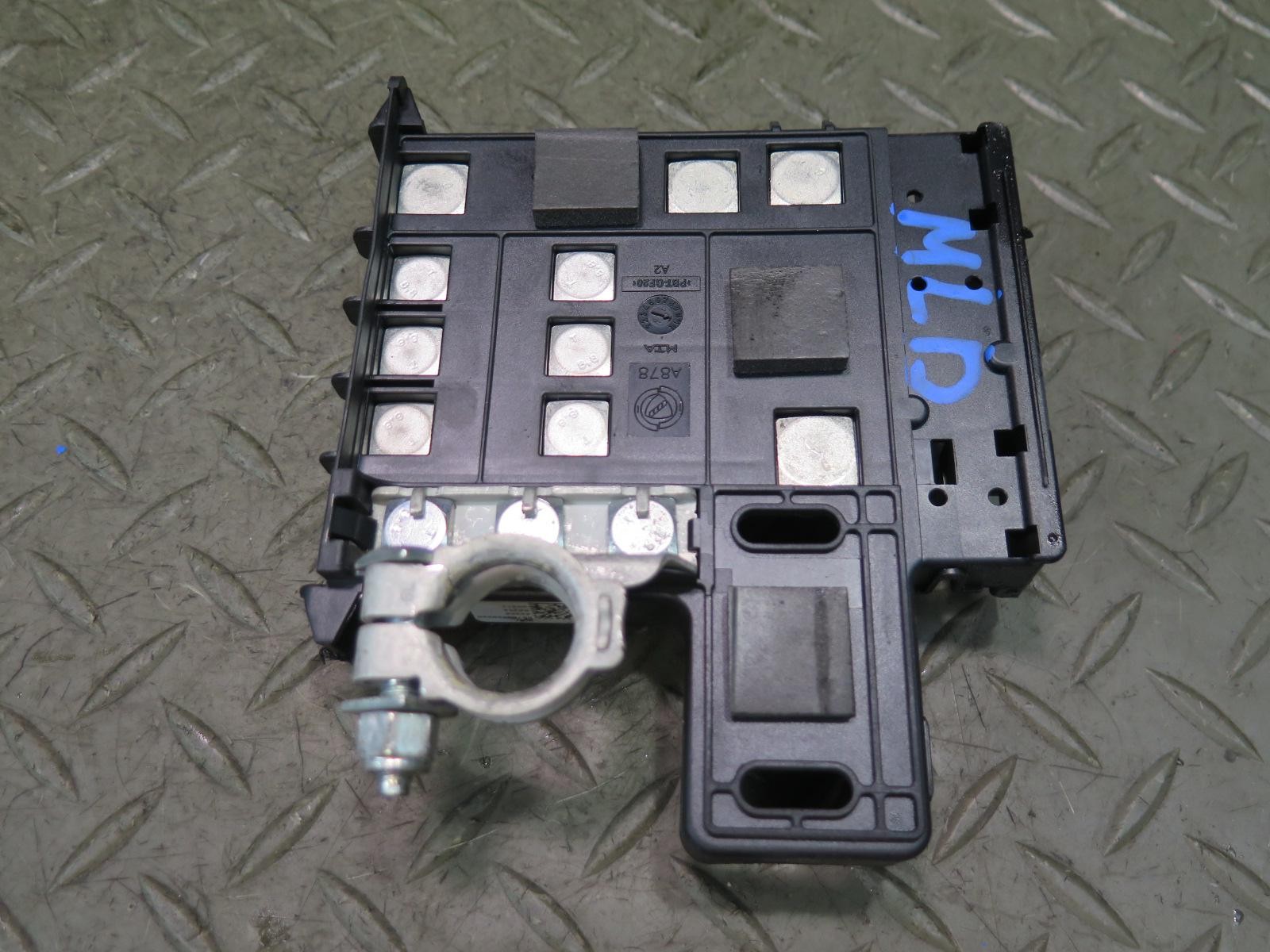 2017-2020 MASERATI LEVANTE M161 BATTERY POSITIVE TERMINAL JUNCTION FUSE BOX