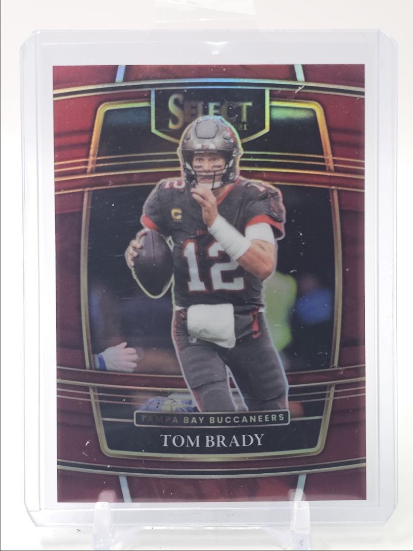 TOM BRADY 2021 SELECT CONCOURSE MAROON PRIZM BUCCANEERS /149 Q5972