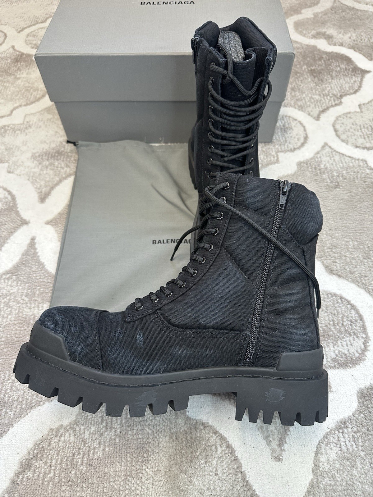 Men's Balenciaga Winter Snow Combat Strike Boots in Black Perfect quality sizess thumbnail 5