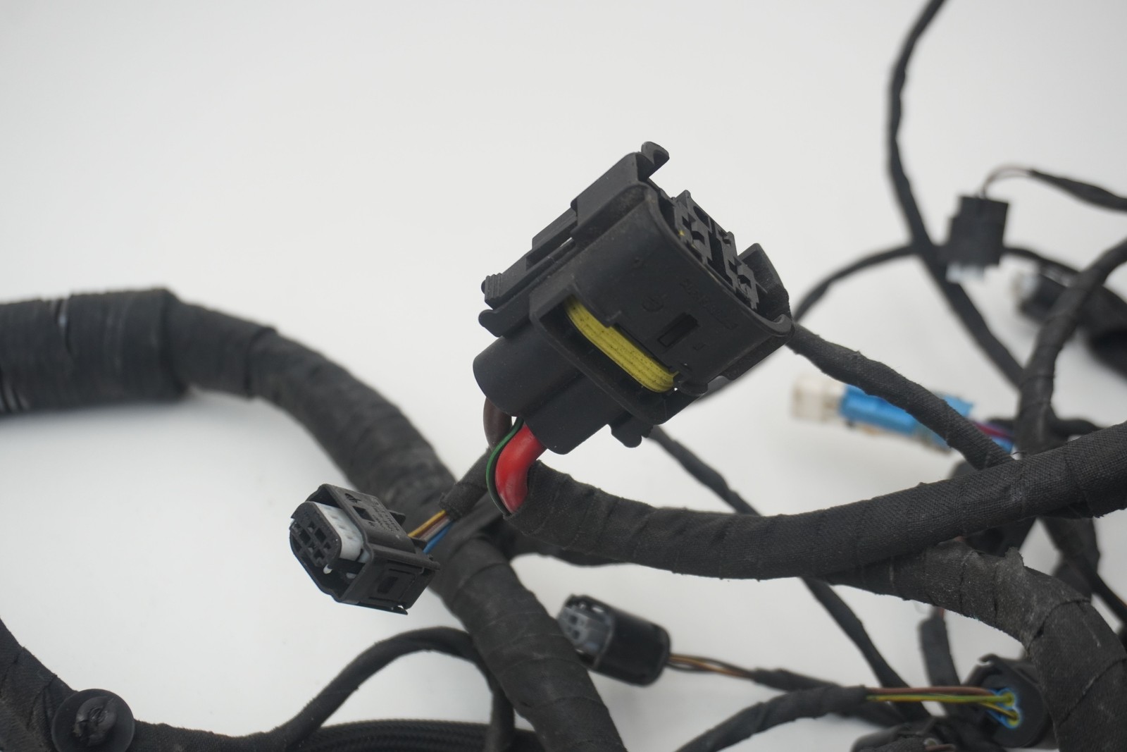 Front Engine Bay Wire Harness Connectors Cut Rolls Royce Phantom VII 2006 *Note