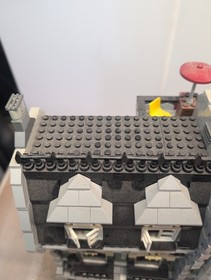 Lego City Town Green Grocer 10185 Creator Building No People, Items Shown