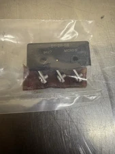 Micro Switch DT-2R-B6 Snap Action Limit Switch New Sealed Bag