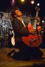 Back to the Future 1985 Michael J. Fox Marty McFly playing guitar Photo - CL0090
