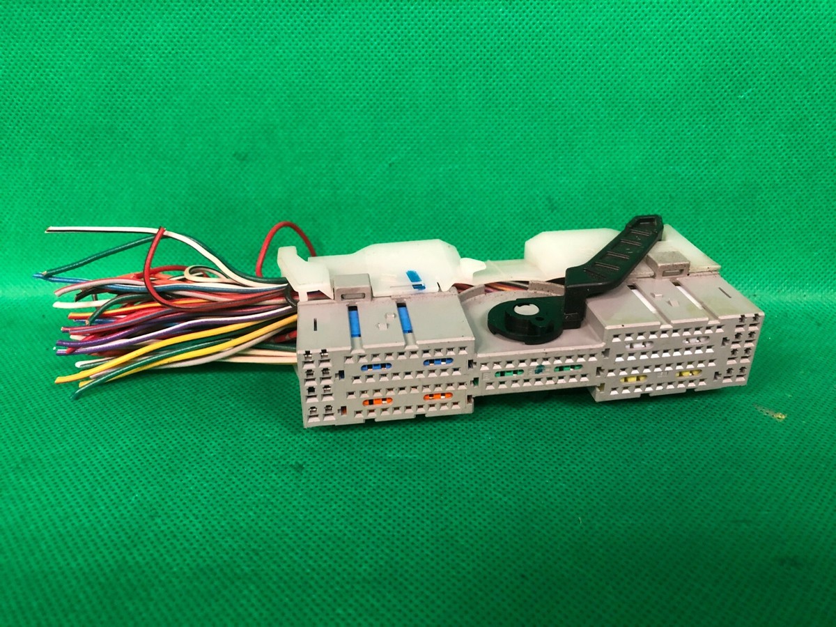 WIRING HARNESS PLUG CONNECTOR 03 NISSAN ALTIMA ECM ECU PCM 5ZE1F9