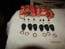 Vintage AC Fire Ring Commercial Spark Plugs 104 COM Spark Plugs w Rings Set of 6