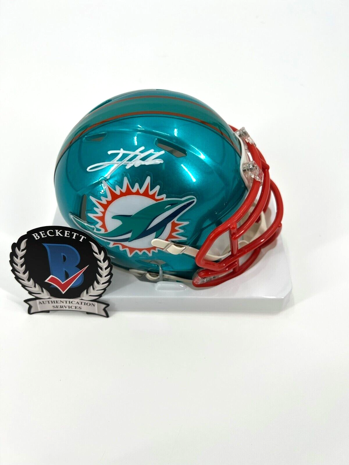 JEVON HOLLAND Autographed Signed Miami Dolphins JEVEON HOLLAND FLASH MINI HELMET BECKETT COA 