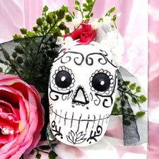 Bride Sugar Skull Ornament Glass Day of the Dead Roses Tulle Pearl Beads Hallowe