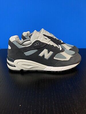 Size 9.5 - New Balance 990v2 x Kith Blue. Pre-Owned. White Laces Only, NO  Extras | eBay