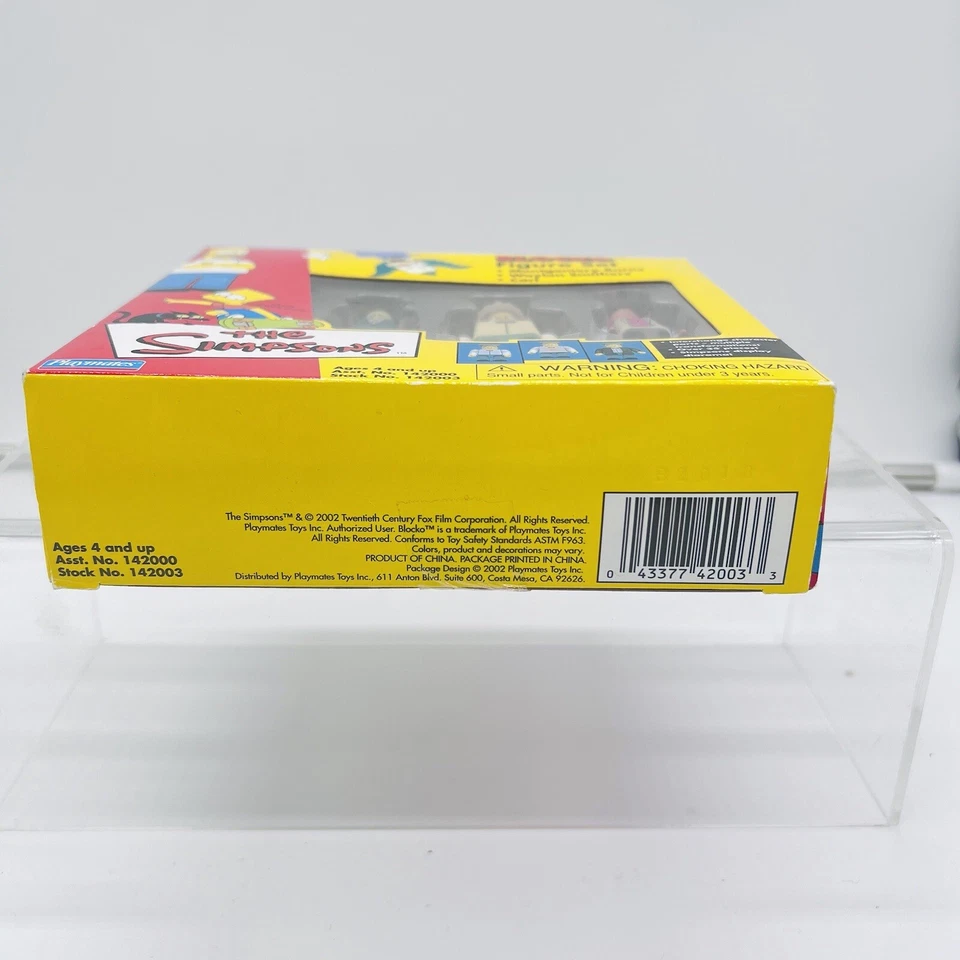Juego de figuras Blocko de Los Simpson Burns, Smithers y Carl Figuras Playmates #142003 Foto 4 de 4