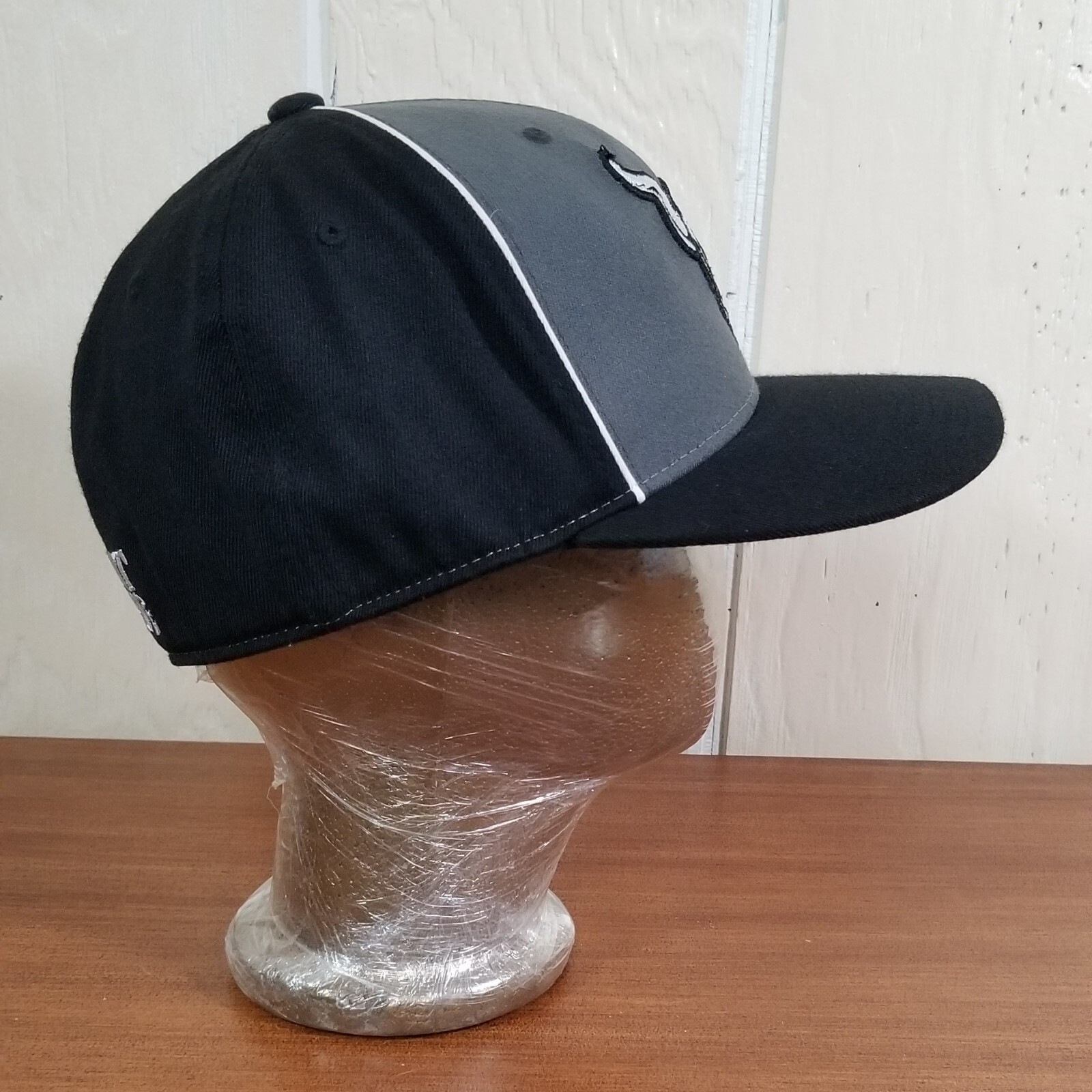 Stone Brewing ARROGANT BASTARD Craft Beer Logo 210 Fitted Hat Cap 6-7/8 - 7-1/4