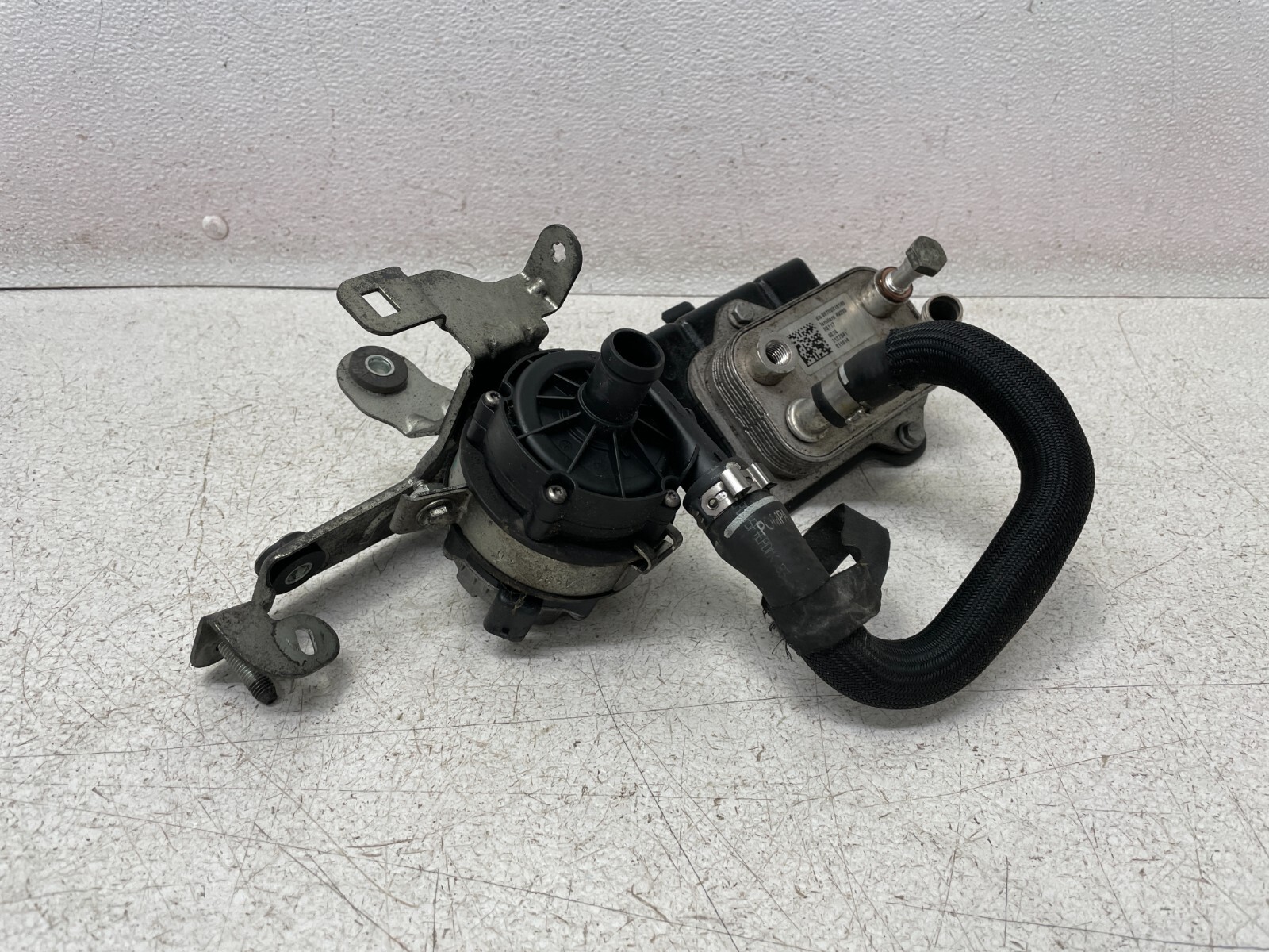 14 15 16 17 Maserati Ghibli Electric Water Coolant Cooling Pump 1376 OEM