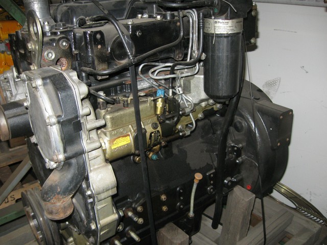 Двигатель perkins 1104