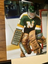 North Stars Don Beaupre signed 8x10 W/COA