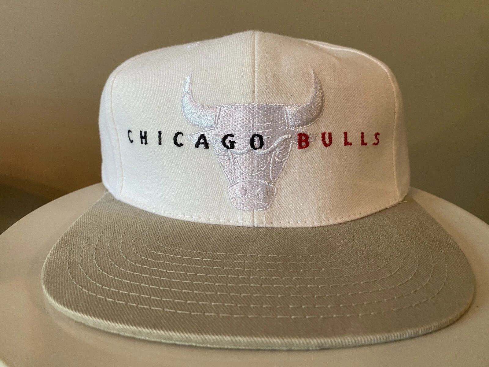 JORDAN Cappello piatto vintage anni '90 nuovo Chicago Bulls baseball giordano ago americano bianco
