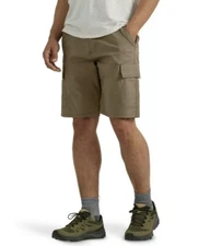 ATG by Wrangler Mens Khaki Outdoor Flex Cargo Relaxed Fit Short Sz 40 NWT $29.99