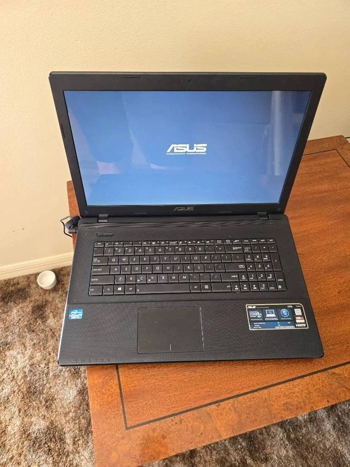 Asus X75A 17" i5-3210M 2.5GHz 12GB 256GB SSD Win10 - EXCELLENT CONDITION - Image 2 of 4