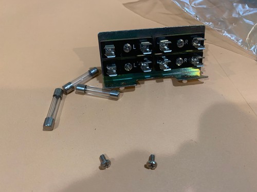 Sansui Eight Vintage Stereo Receiver Fuse Board with 3 good fuses