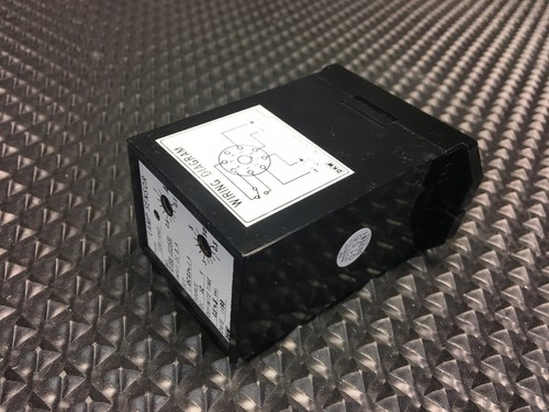 Sensore lampada Daiichi Keiki SDB-104D 12V 0.1-1A 0.5-5s - Foto 1 di 3