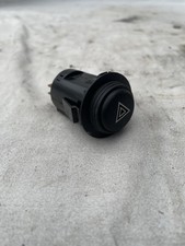 Volvo 440 Pre-Facelift Hazard Switch Assembly 445367
