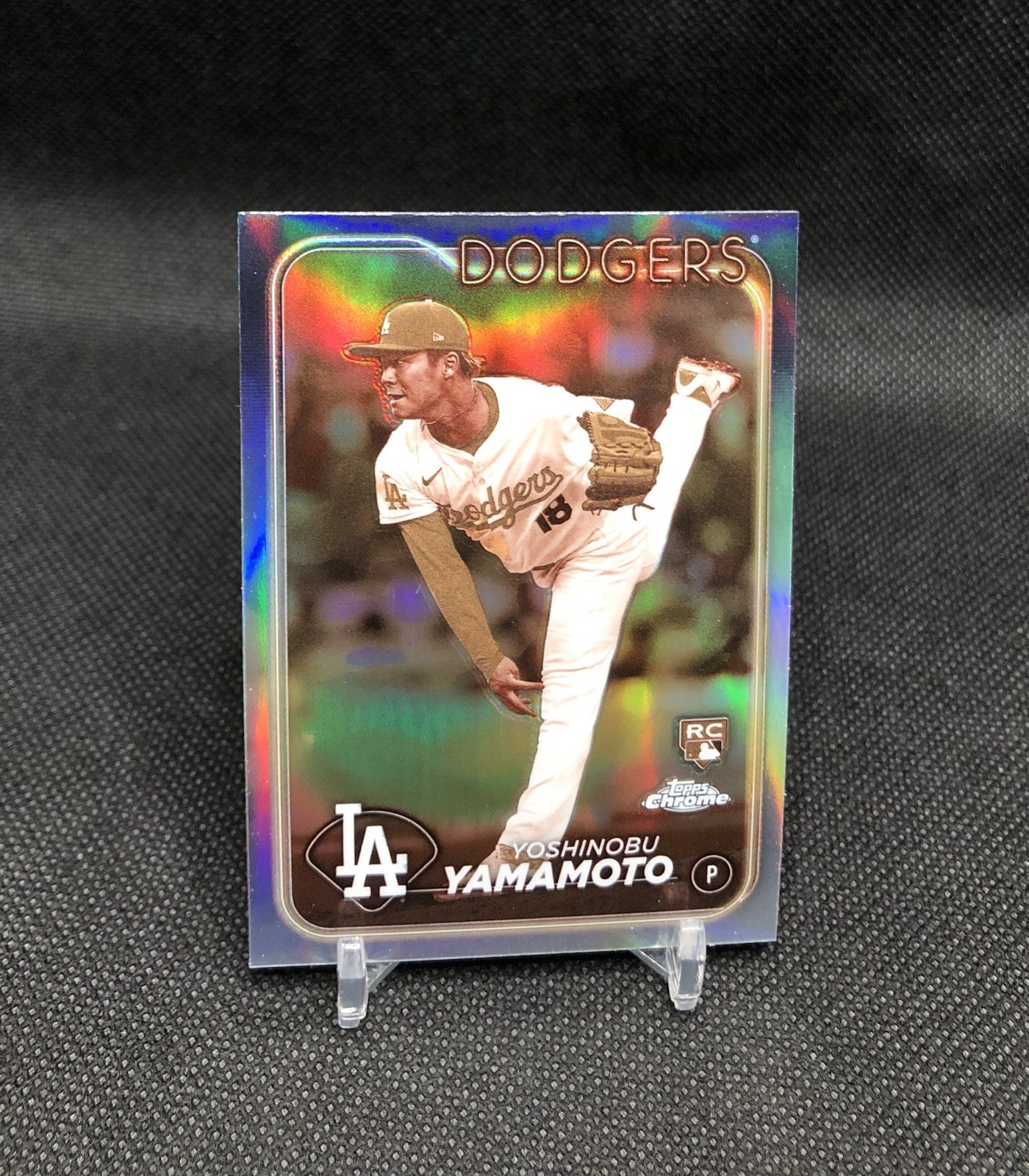 2024 Topps Chrome Yoshinobu Yamamoto SEPIA REFRACTOR Rookie Card No. 18 🏆 MVP!
