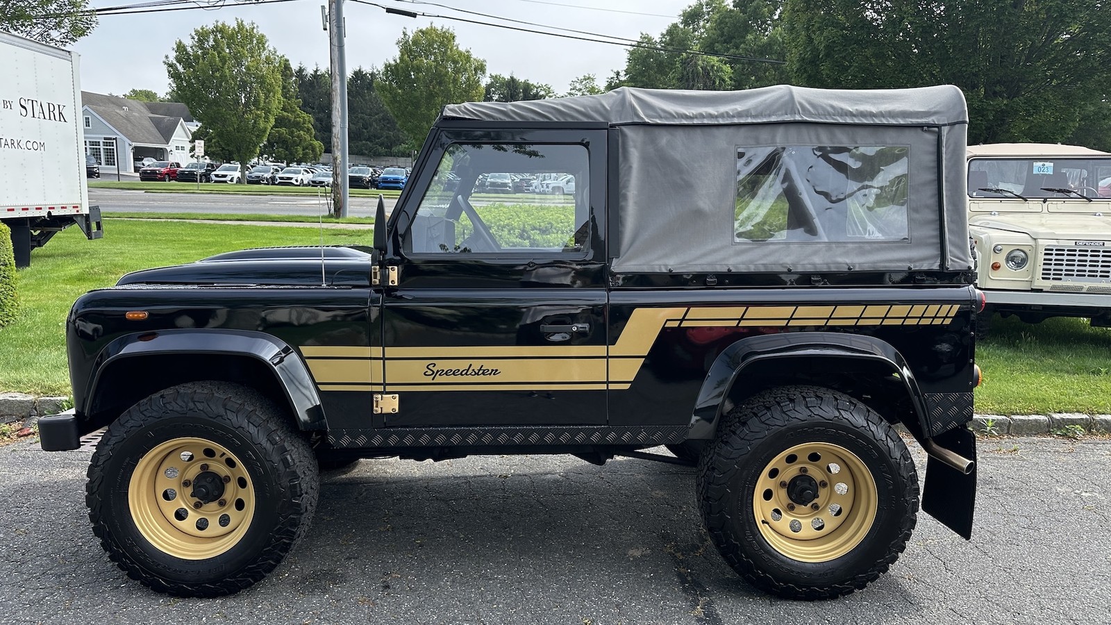 1990 Land Rover Defender for sale in Southampton New York