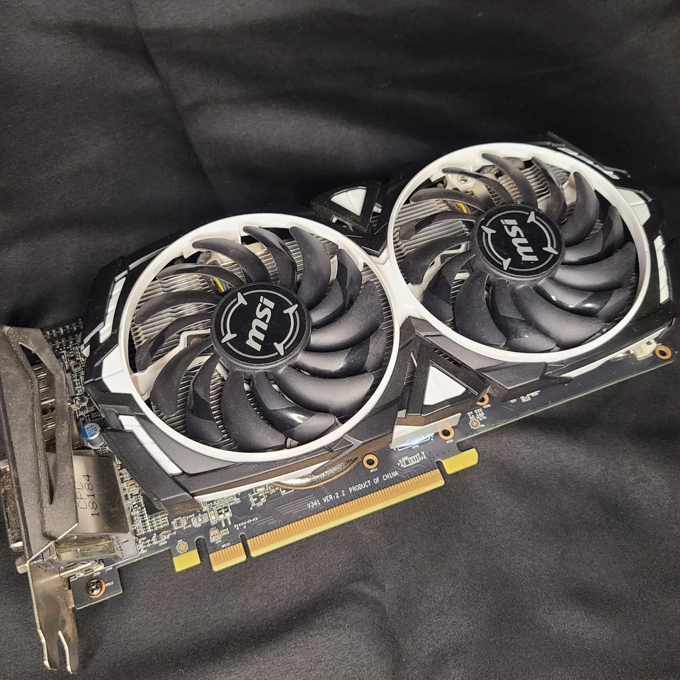 Radeon RX 570 Armor 8G OC Read - Image 2 of 4