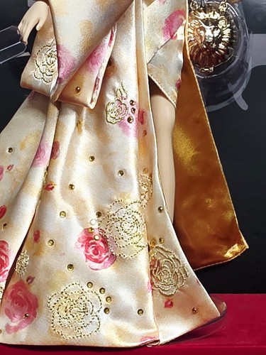 Disney Designer Beauty & Beast Belle Premiere Series Limited Edition doll - 第 7/24 張圖片