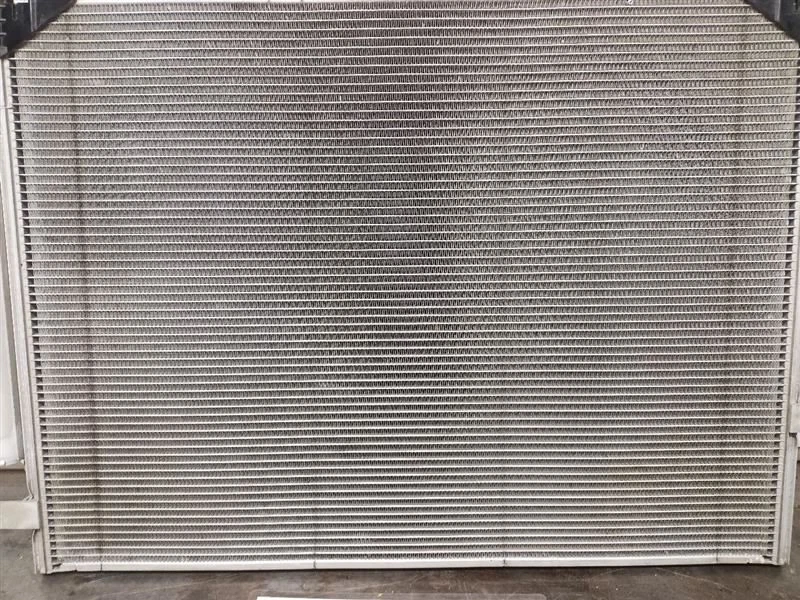 AC Condenser from 2014 Cadillac CTS 11038445 - Image 2 of 4