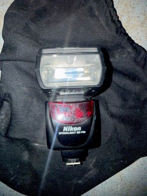 Nikon Speedlight SB-700 AF Shoe Mount Flash Unit i-TTL for Nikon DSLR 