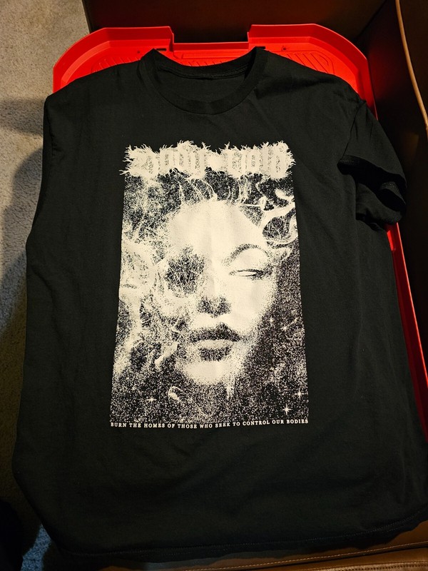 Pre-owned XL Body Void "Burn the houses..." t-shirt