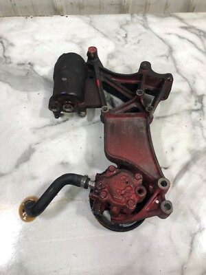 Volvo Penta GM 5.7 L 350 pump mount mounting bracket 21310948