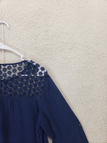 Old Navy Women Top Large Navy Viscose Blend 3/4 Sleeve Embroidered Casual Blouse - Picture 12 of 18