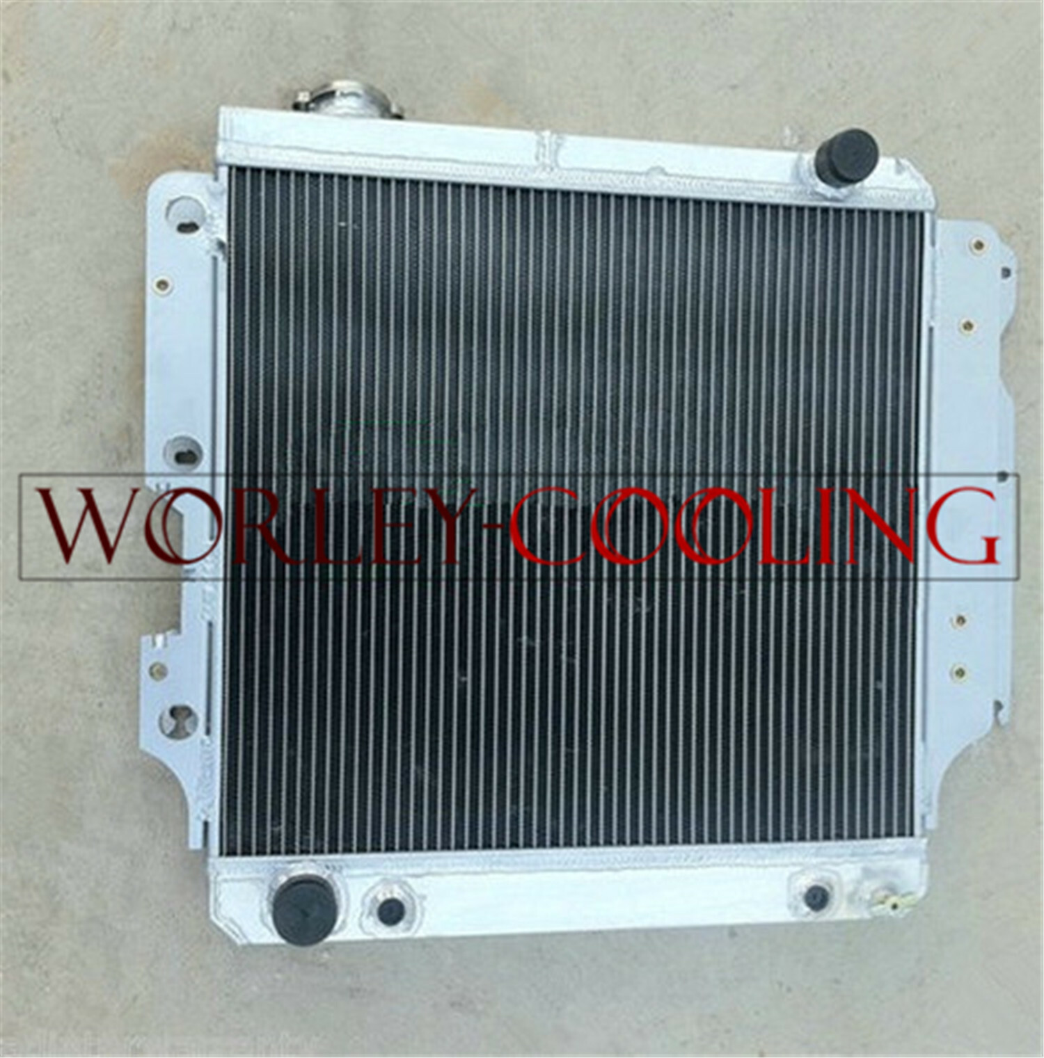 3 Rows all Aluminum Radiator +FAN for Jeep Wrangler YJ/TJ/LJ RHD 1987