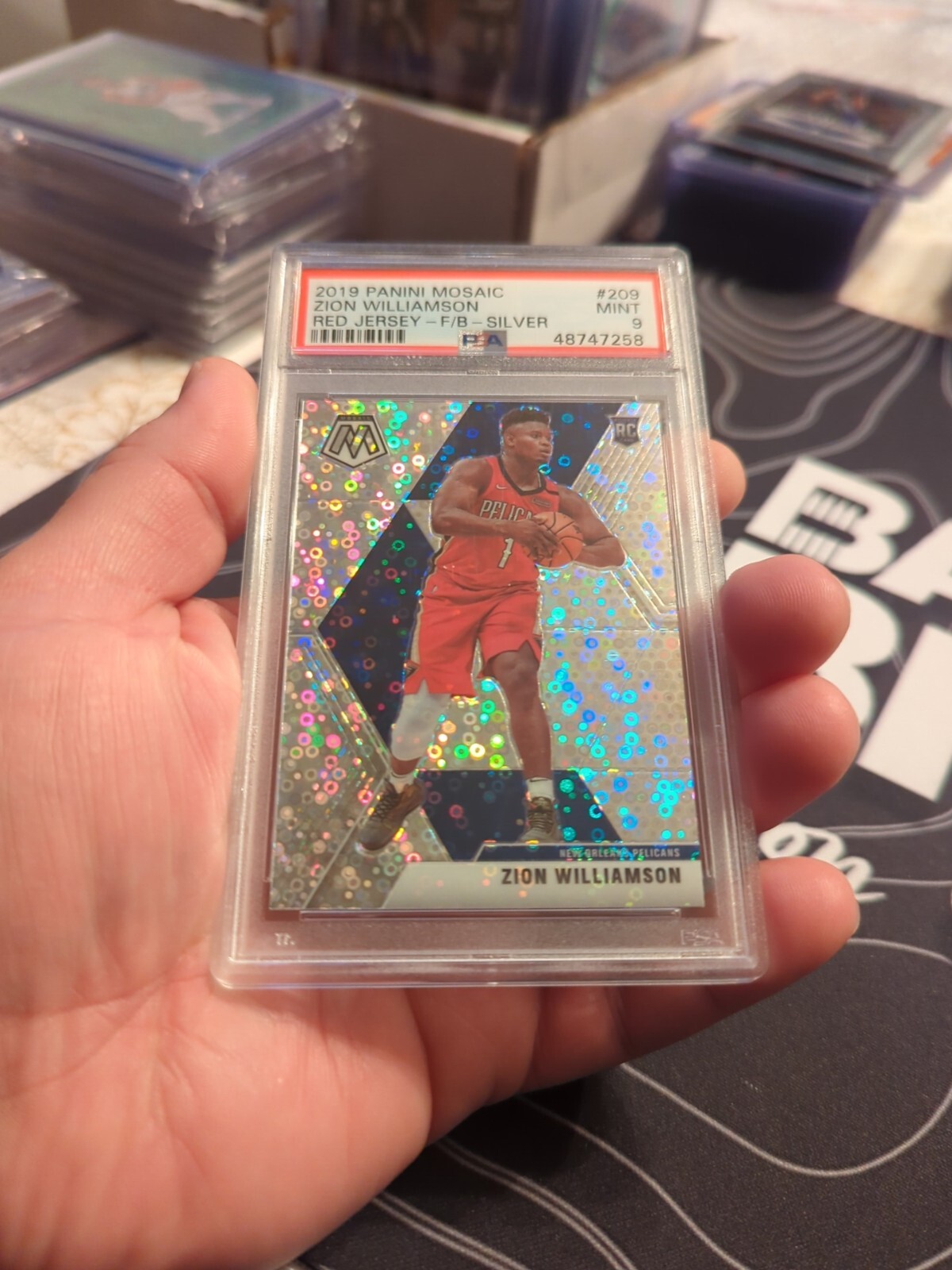 2019 Panini Mosaic ZION WILLIAMSON Variation Fast Break Silver (RC) #209 PSA 9