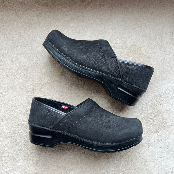 Sanita Professional Women 6.5-7 EU 38 Black Leather Clogs Danish Comfort Shoes
