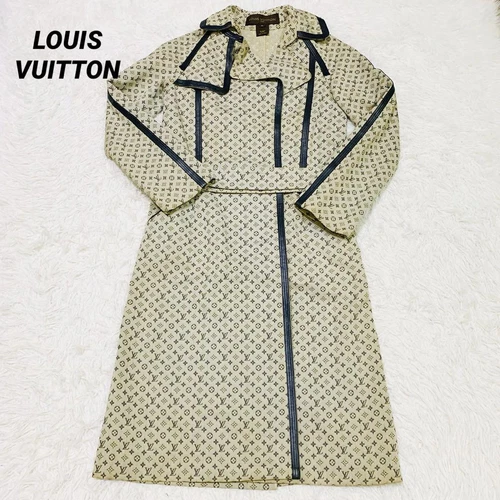 LOUIS VUITTON（LV） Cappotto grigio monogramma Louis Vuitton buone condizioni Taglia 34XS Autentico giapponese