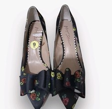 Betsey Johnson Womens Black Floral High Heel Bow Pointy Toe Pumps Size 9