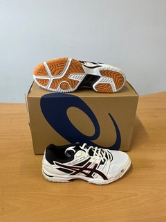 Asics Hallenschuh Gel Rocket männlich Größe US 9/ EU 42