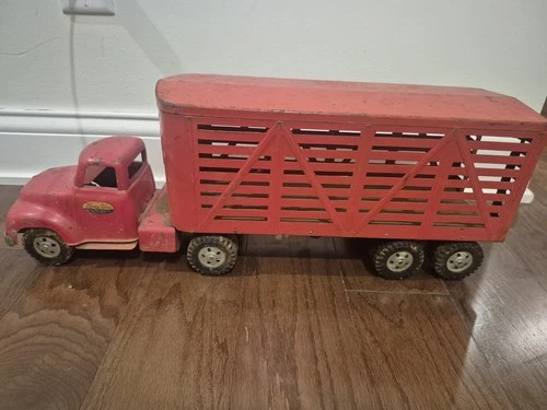 Tonka Livestock Semi Truck & Cattle Trailer Red Pressed Steel Toy  Missing Door