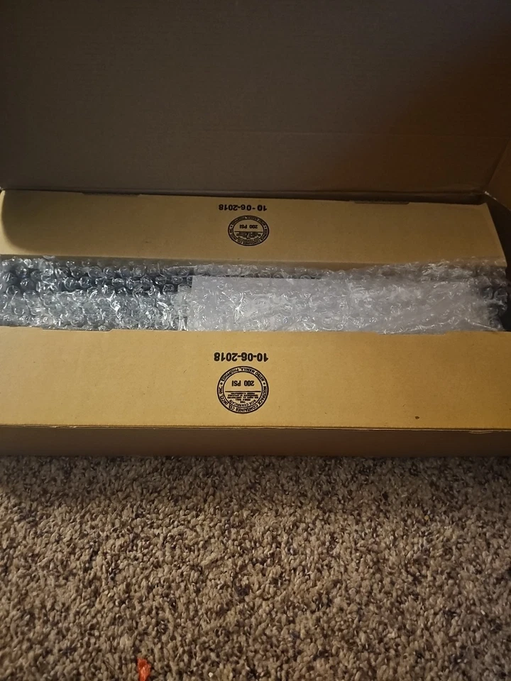 APC NBRK0250 NetBotz Rack Monitor 250 - Image 3 of 4