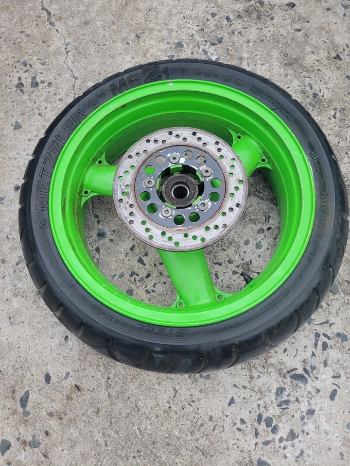 91 92 Llanta trasera Kawasaki Ninja ZX7R ZX750 CON ROTOR DISCO FRENO ZX7 Foto 3 de 4