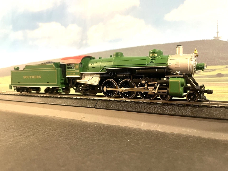 MODEL POWER HO Train 6648 Steam Locomotive Southern #1402 - Image 3 of 4