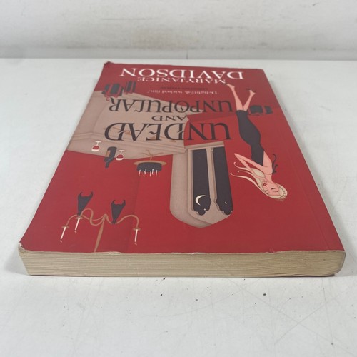 Undead And Unpopular Undead #5 by MaryJanice Davidson Large Paperback 2006 - Picture 6 of 8