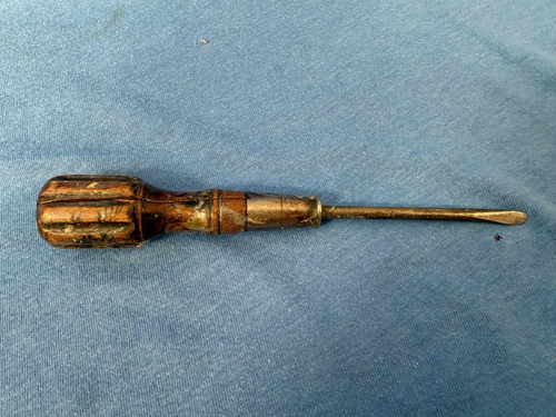 Vintage Lot of Wood-Handled Screwdrivers - Antique Tools - Garage Collectibles - Picture 3 of 23