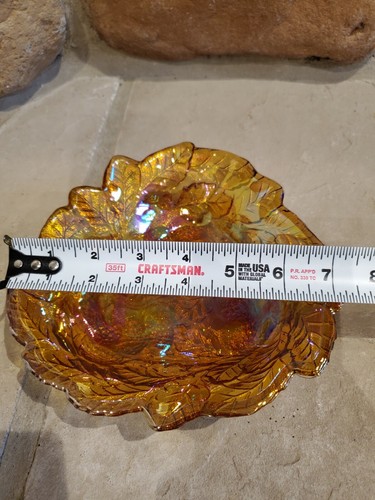 Cuenco vintage de vidrio de carnaval ámbar iridiscente patrón izquierdo con uvas en la parte inferior - Imagen 10 de 10