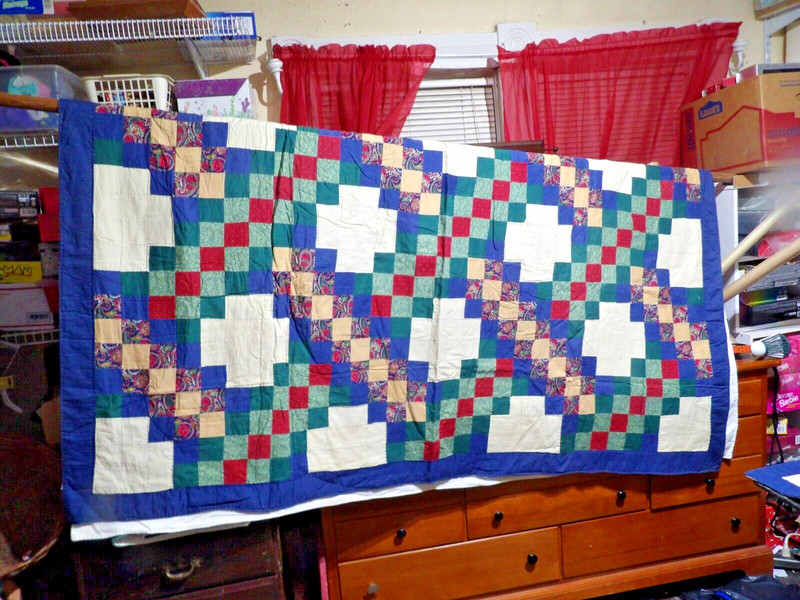 Queen Size Square in Square 82x84 Muilt-color Quilt W/ Matching pair of shames