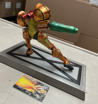 Statue Metroid Prime – Samus Varia Suit – 27 Cm – FIRST 4 FIGURES – Neuve