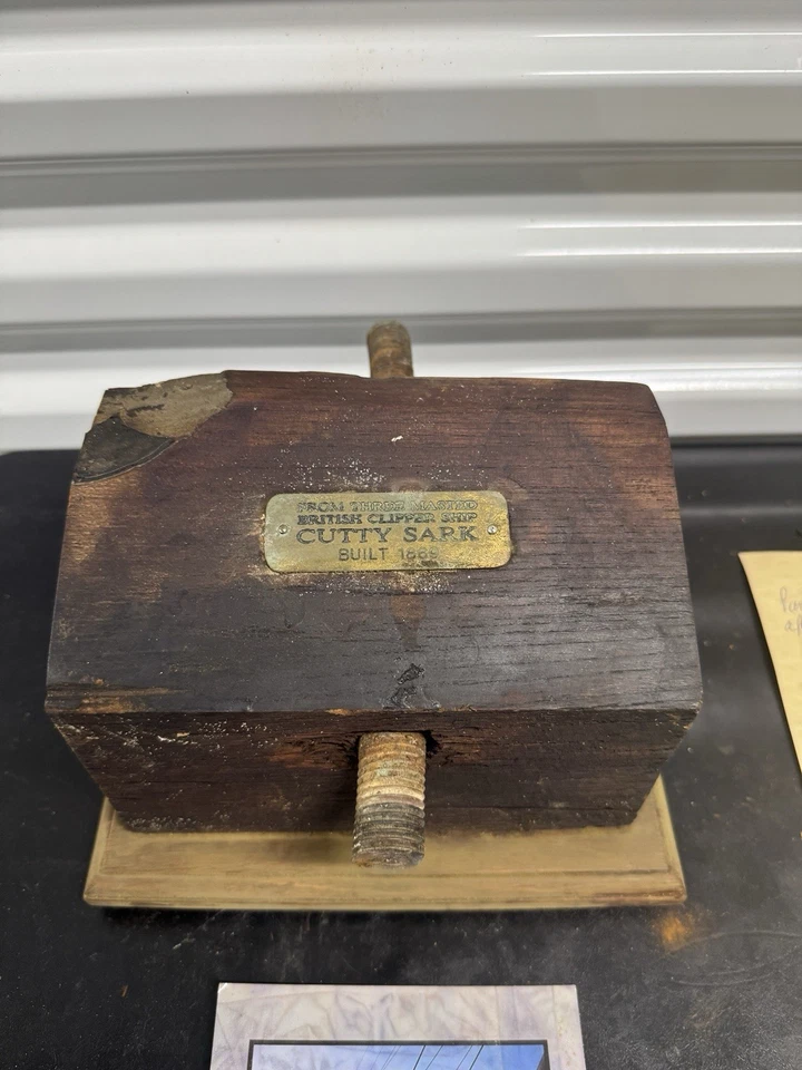 Auténtico par de correas con perno de bronce del “CUTTY SARK” con certificado de autenticidad 1869 Foto 4 de 4