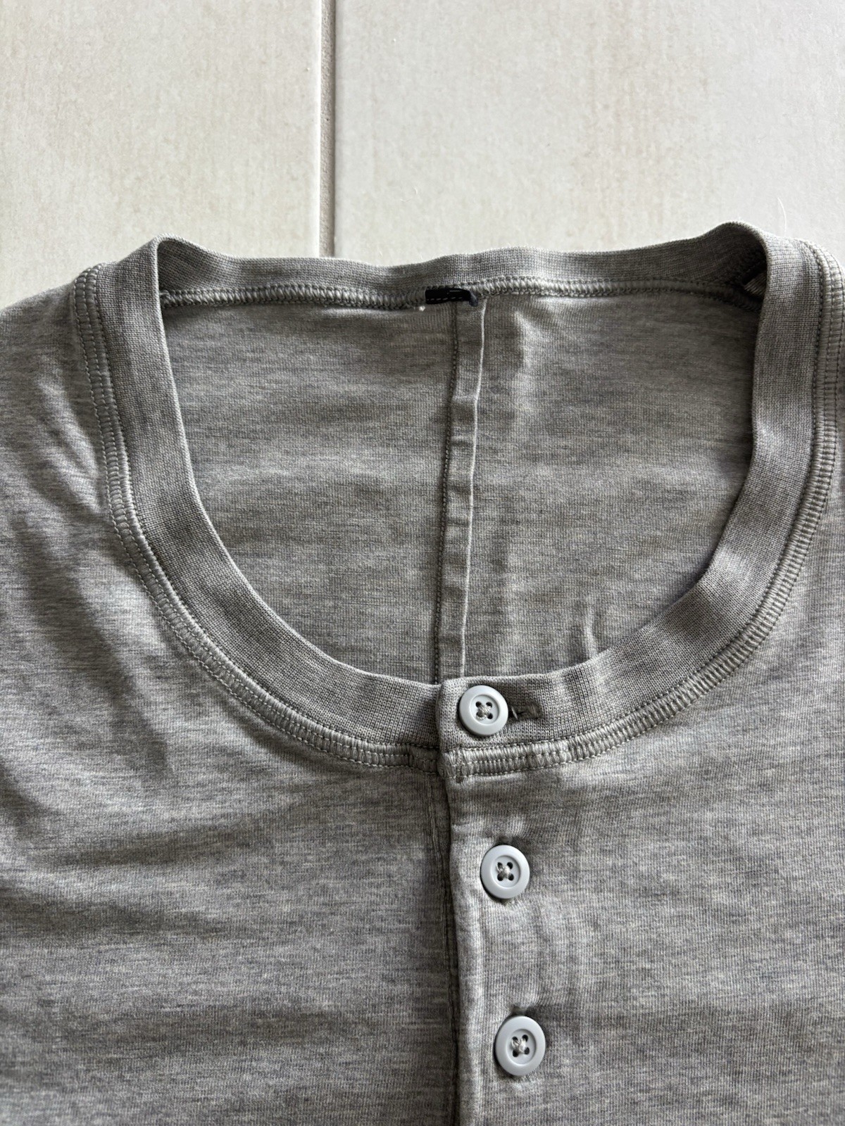 Lululemon Men's Medium Charcoal Gray Basic Henley… - image 3